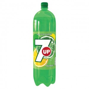 7up, napój gazowany o smaku cytrynowym, 2 l Image